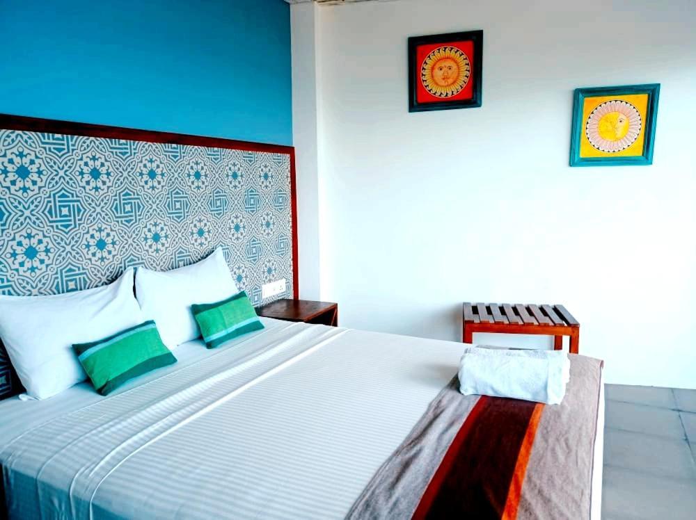 Toddy Unawatuna Hotel Exterior photo